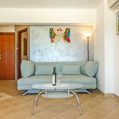 Apartment Haus Luana 445s *